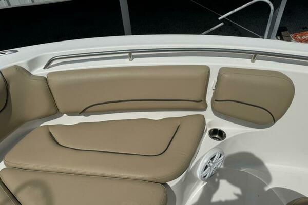 21ft NauticStar Yacht For Sale