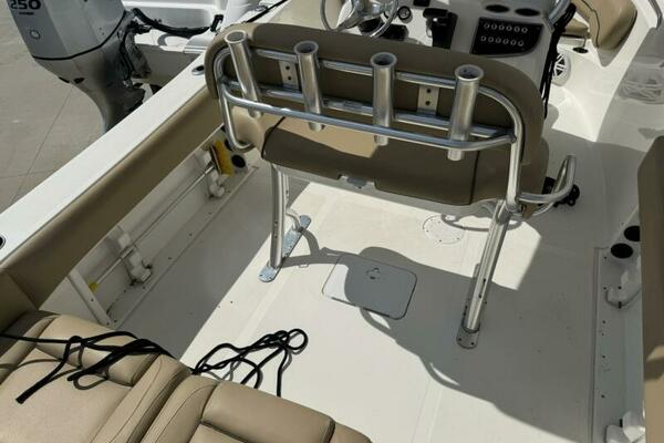 21ft NauticStar Yacht For Sale
