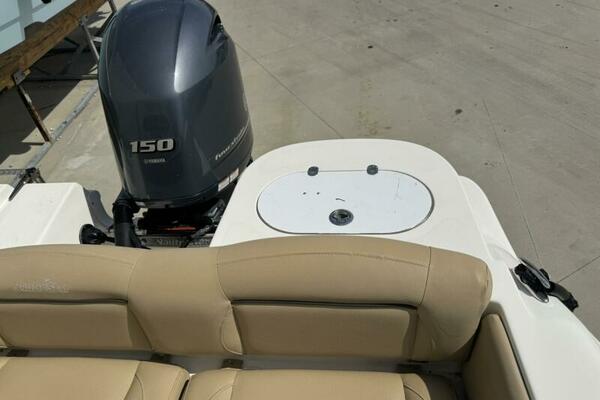 21ft NauticStar Yacht For Sale