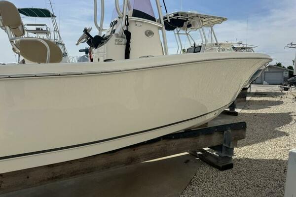21ft NauticStar Yacht For Sale