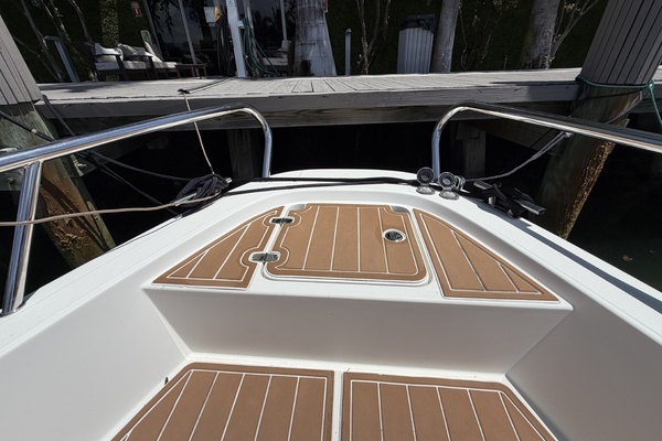 Photo of the 2021 Nimbus Tender 8