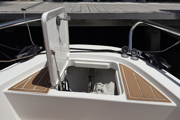 Photo of the 2021 Nimbus Tender 8