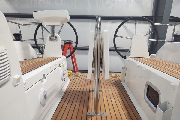Photo of the 2024 Beneteau Oceanis 30.1 "LOWE TIDE"