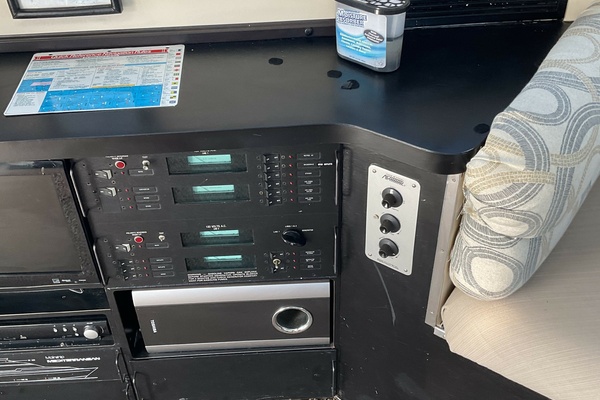 35ft Mainship Yacht For Sale