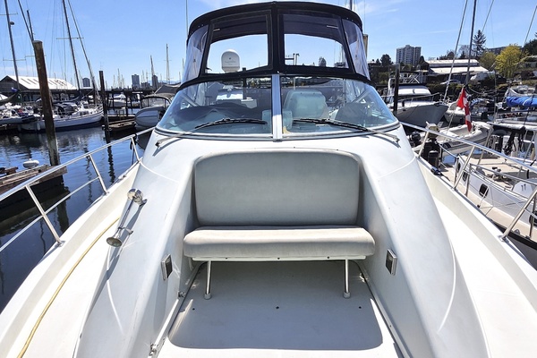 Isla May 40ft Carver Yacht For Sale