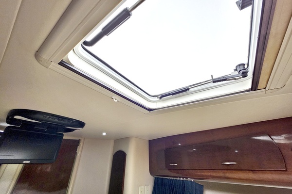 Isla May 40ft Carver Yacht For Sale