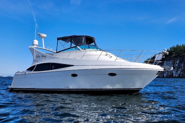 2007 Carver 40 36 Mariner