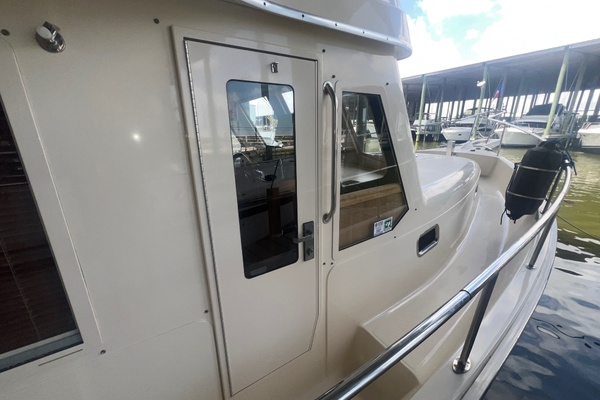 34ft Mainship Yacht For Sale
