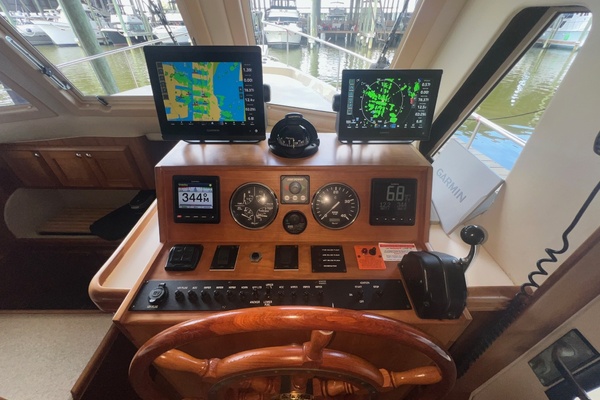 34ft Mainship Yacht For Sale