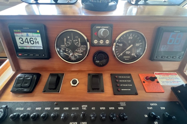 34ft Mainship Yacht For Sale