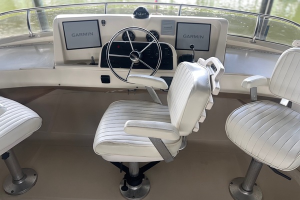 34ft Mainship Yacht For Sale