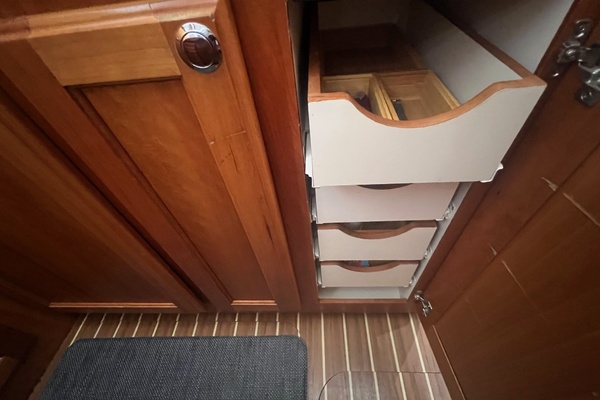34ft Mainship Yacht For Sale