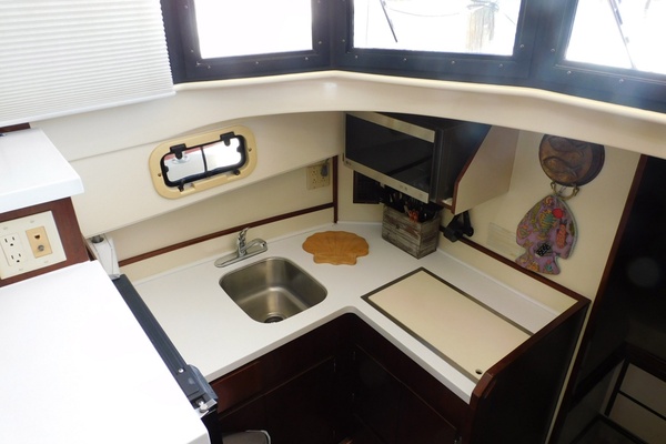 No Reel Hurry 31ft Camano Yacht For Sale