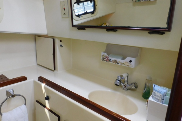 No Reel Hurry 31ft Camano Yacht For Sale