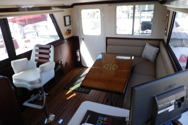 No Reel Hurry 31ft Camano Yacht For Sale