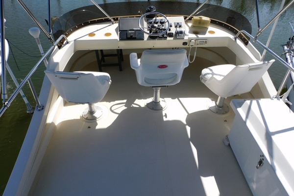 No Reel Hurry 31ft Camano Yacht For Sale