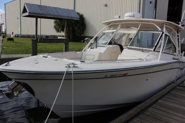 Photo of the 2019 Grady-White 