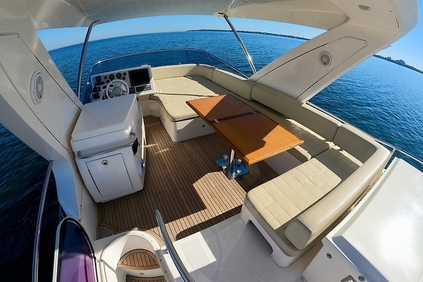 2011 Azimut 53