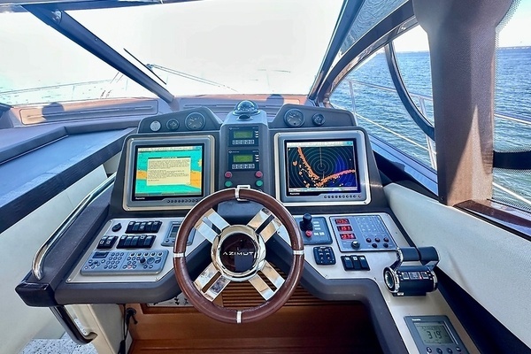 2011 Azimut 53