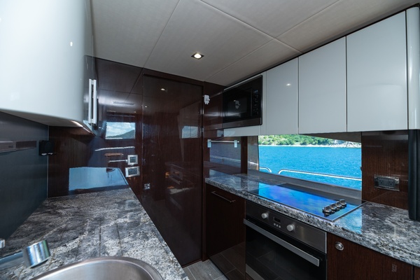 Synergy 86ft Sunseeker Yacht For Sale