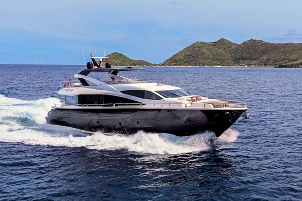 SUNSEEKER - 86 Yacht