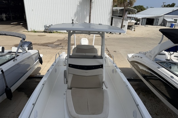 27ft Boston Whaler Yacht For Sale