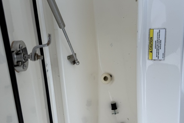 27ft Boston Whaler Yacht For Sale