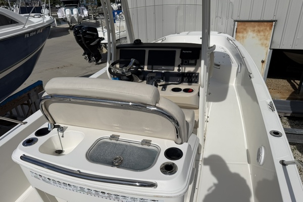 27ft Boston Whaler Yacht For Sale