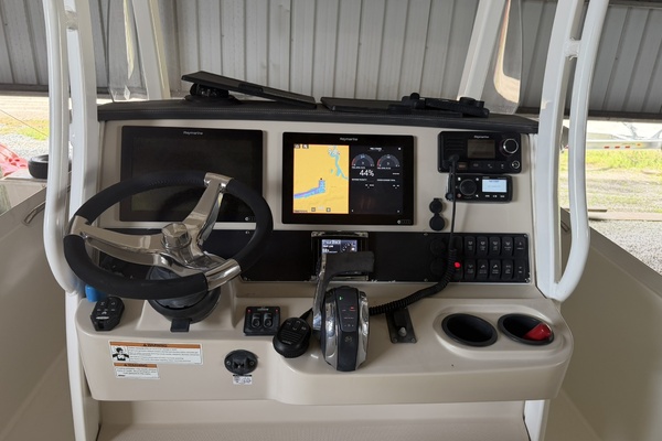 27ft Boston Whaler Yacht For Sale