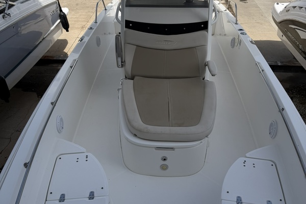 27ft Boston Whaler Yacht For Sale