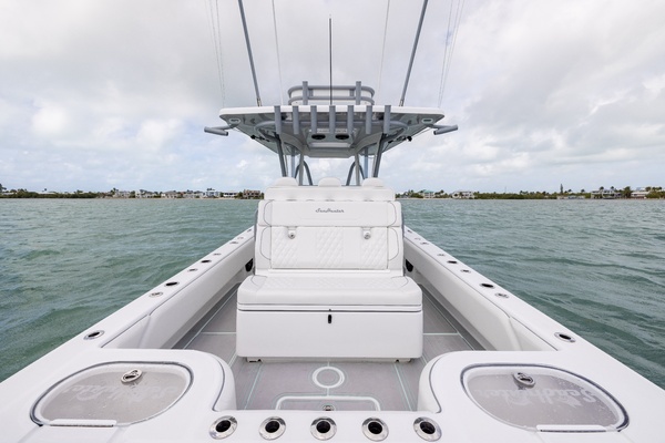 30ft SeaHunter Yacht For Sale