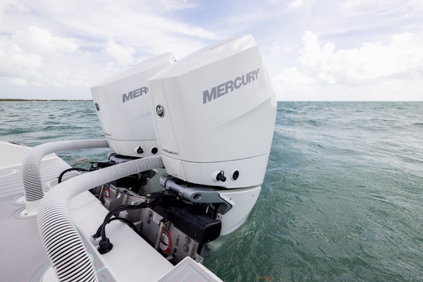 30ft SeaHunter Yacht For Sale