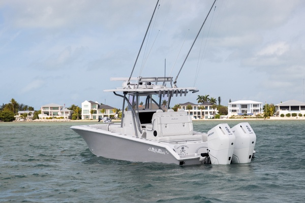30ft SeaHunter Yacht For Sale