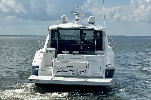 2016 Cruisers Yachts 45