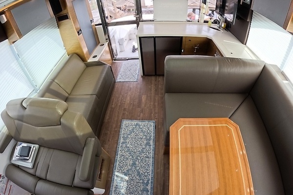 2016 Cruisers Yachts 45