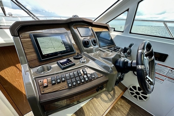 GONNA BE ALRIGHT 45ft Cruisers Yachts Yacht For Sale