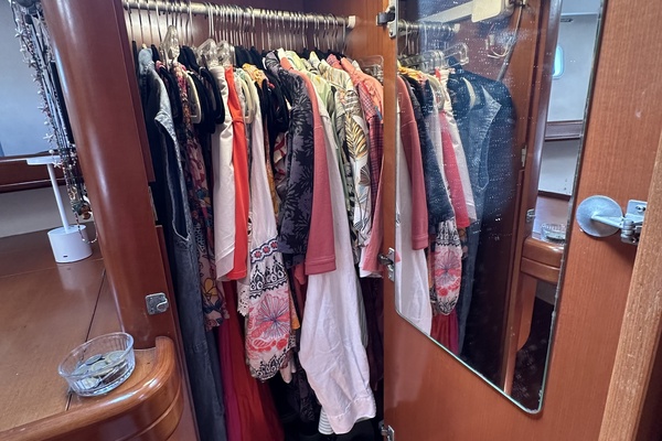 Roxxy 53ft Beneteau Yacht For Sale