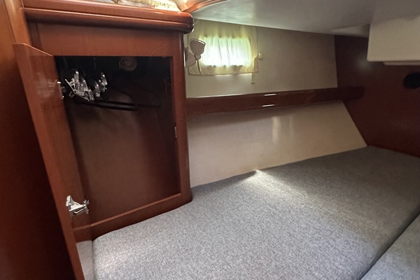 Roxxy 53ft Beneteau Yacht For Sale