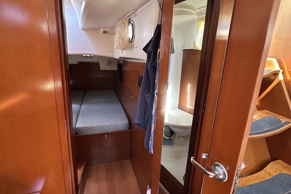 Roxxy 53ft Beneteau Yacht For Sale