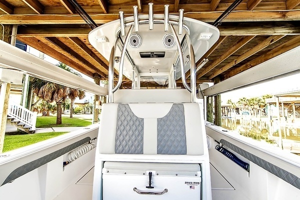 2023 Front Runner 33