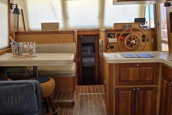 Sol Mate 40ft Mainship Yacht For Sale