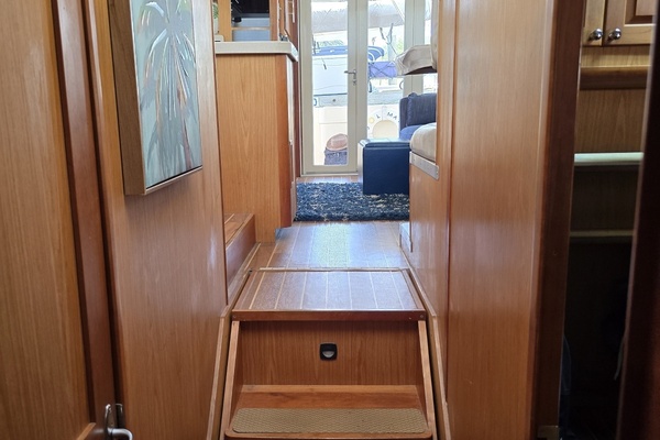 Sol Mate 40ft Mainship Yacht For Sale
