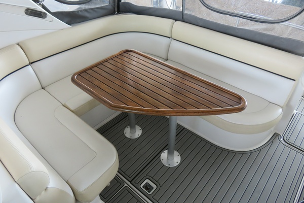 35ft Four Winns Yacht For Sale