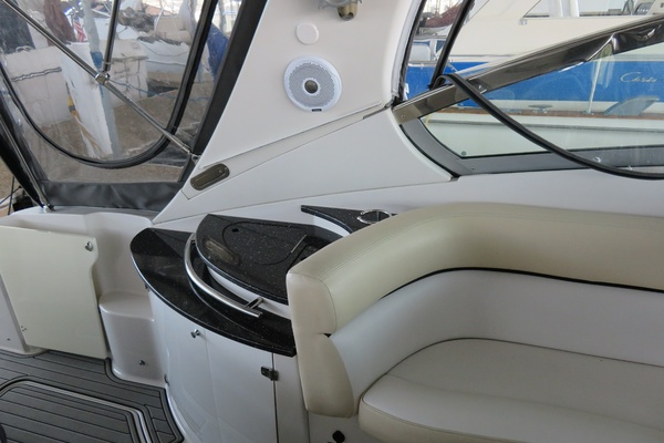 35ft Four Winns Yacht For Sale