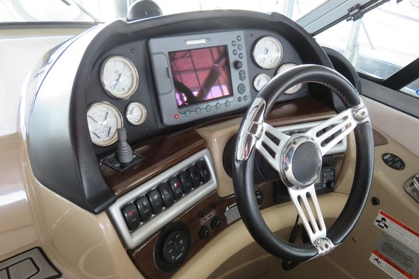 Photo of the 2008 Four Winns 338 Vista