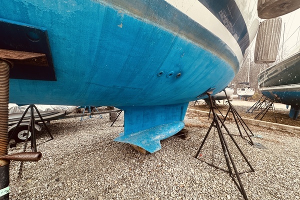 Photo of the 1995 Hunter  "Temperance"