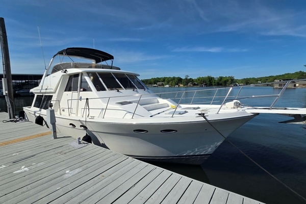 49-ft-Meridian-2008-490 Pilothouse-Runaway Guntersville Alabama United States  yacht for sale