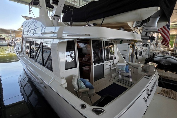 2008 Meridian 49