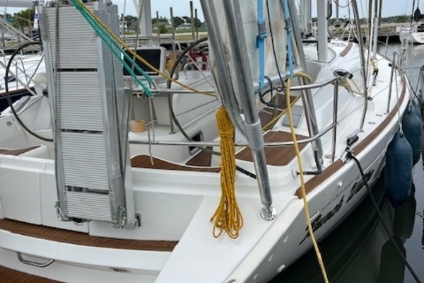 Photo of the 2006 Jeanneau 45 Sun Odyssey "Ranch Water"