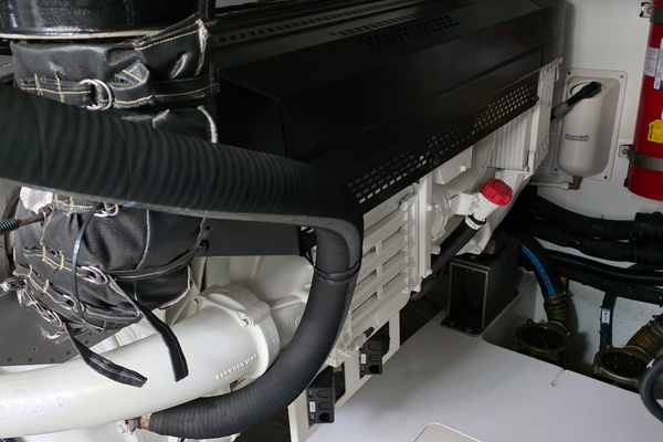 60ft Azimut Yacht For Sale